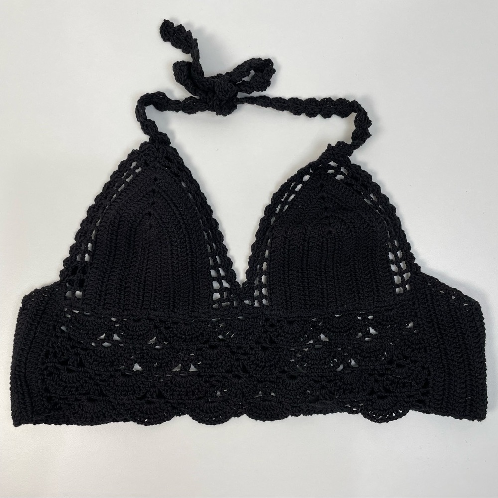 LA Hearts - Women’s Black Crochet Crop Halter Crop Top Super Cute Medium